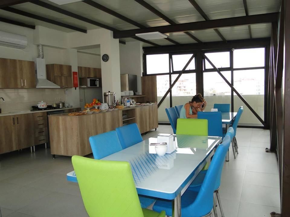 Отель Hotel Garanti Батуми-14