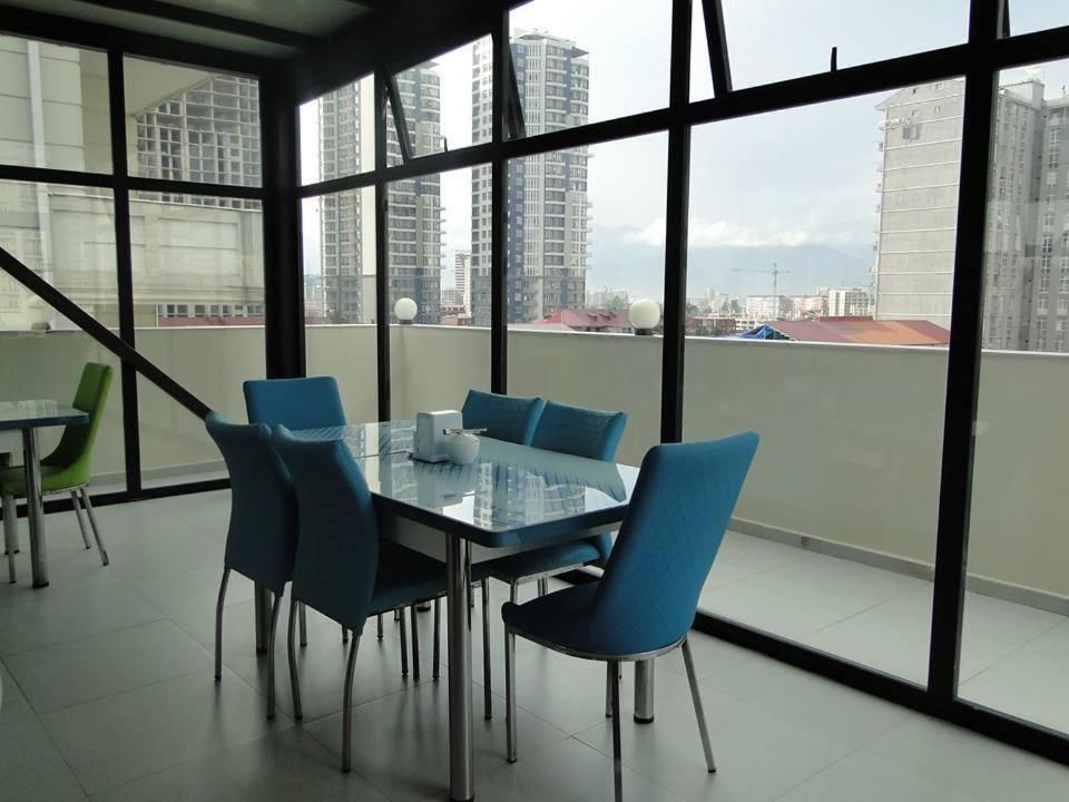 Отель Hotel Garanti Батуми-15